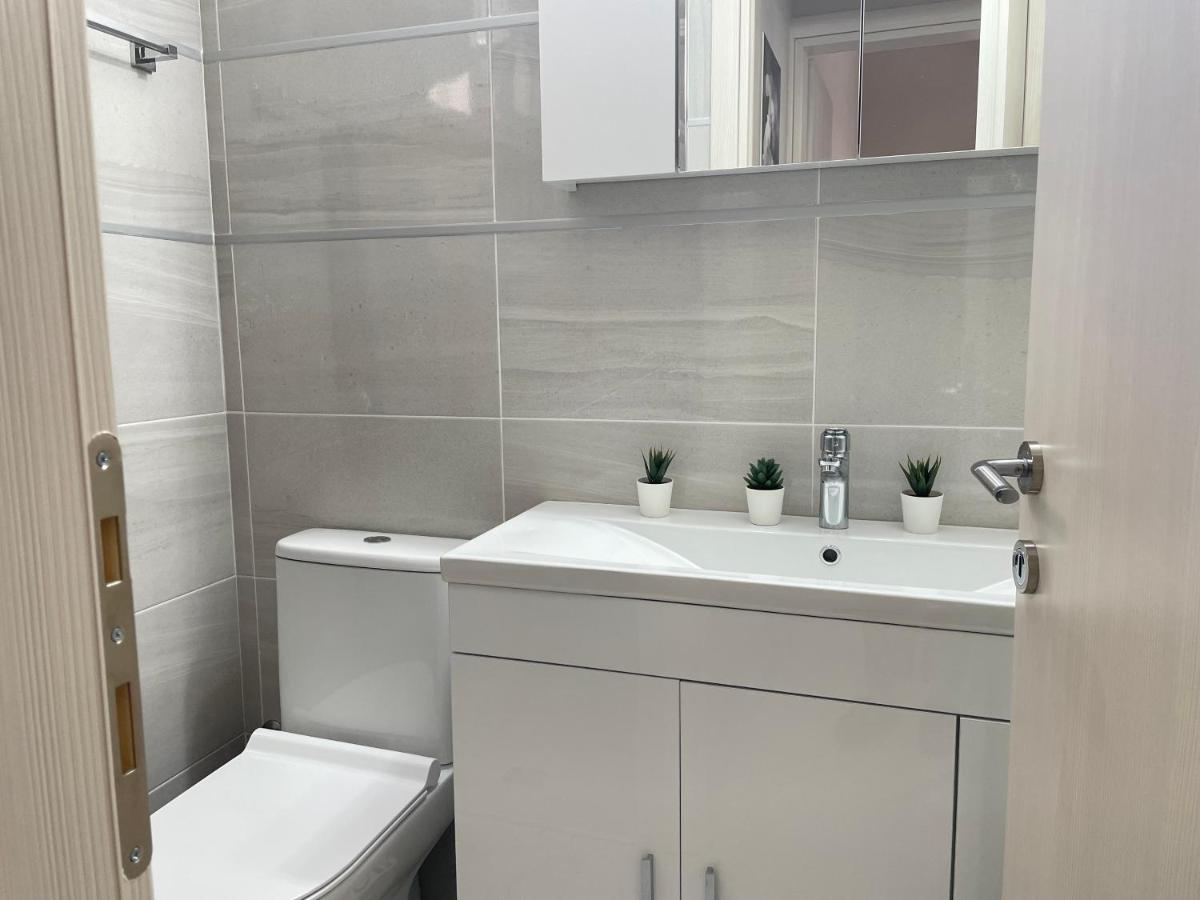 Aiginetan Apartments Aegina Dış mekan fotoğraf
